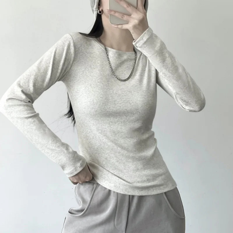Threaded Cotton Long Sleeve Bottom Shirt Womens Autumn Winter Inside Round Neck tshirt Tops Slim Basic Models Soft 241018