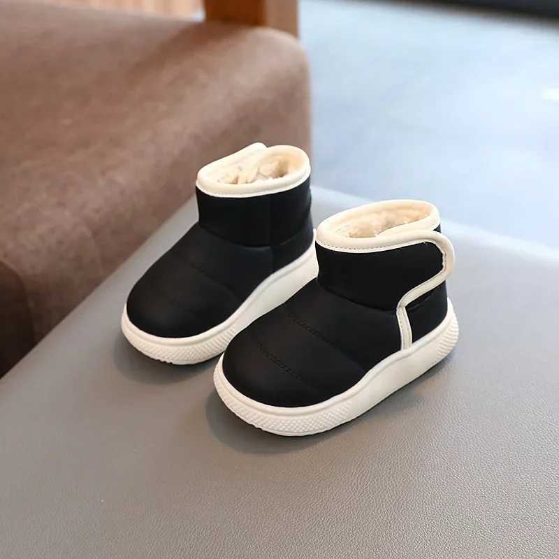 Boots Childrens plush snow boots with thick soles and anti slip boys cotton shoes fashionable solid warm childrens boots girls casual short boots Bota