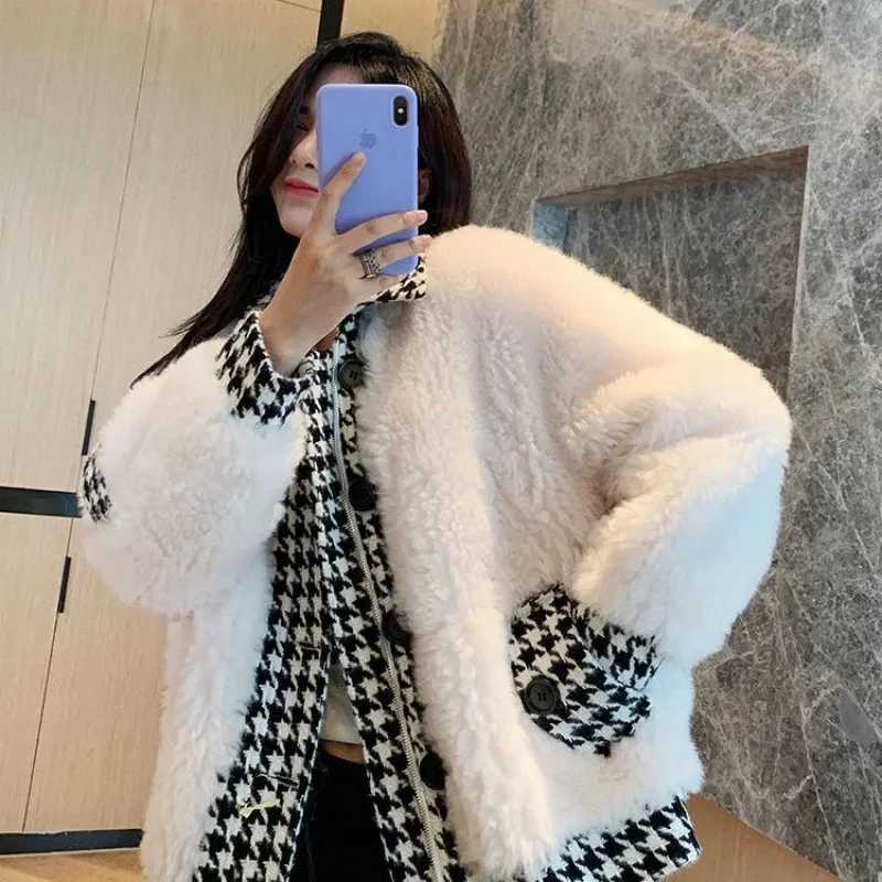 2023 autumn/winter new Korean version of loose lamb wool plaid splicing imitation fur jacketX241018
