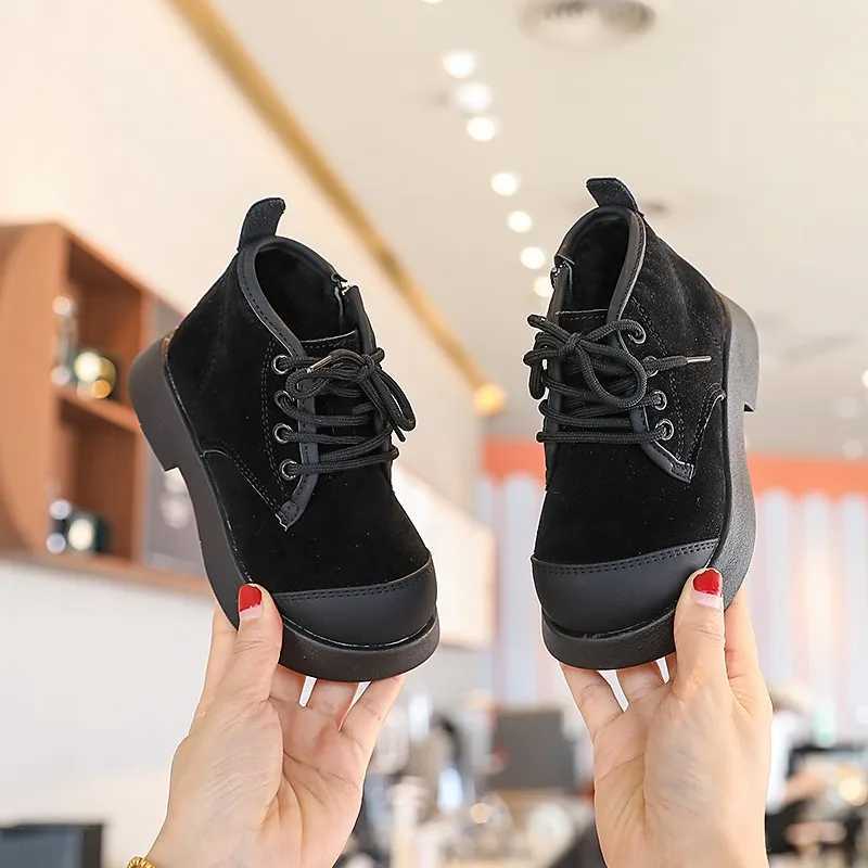 Boots Womens leather boots non slip soft Botnd low drag spring and autumn outdoor childrens fashion boots Zapatillas Mujer H241018