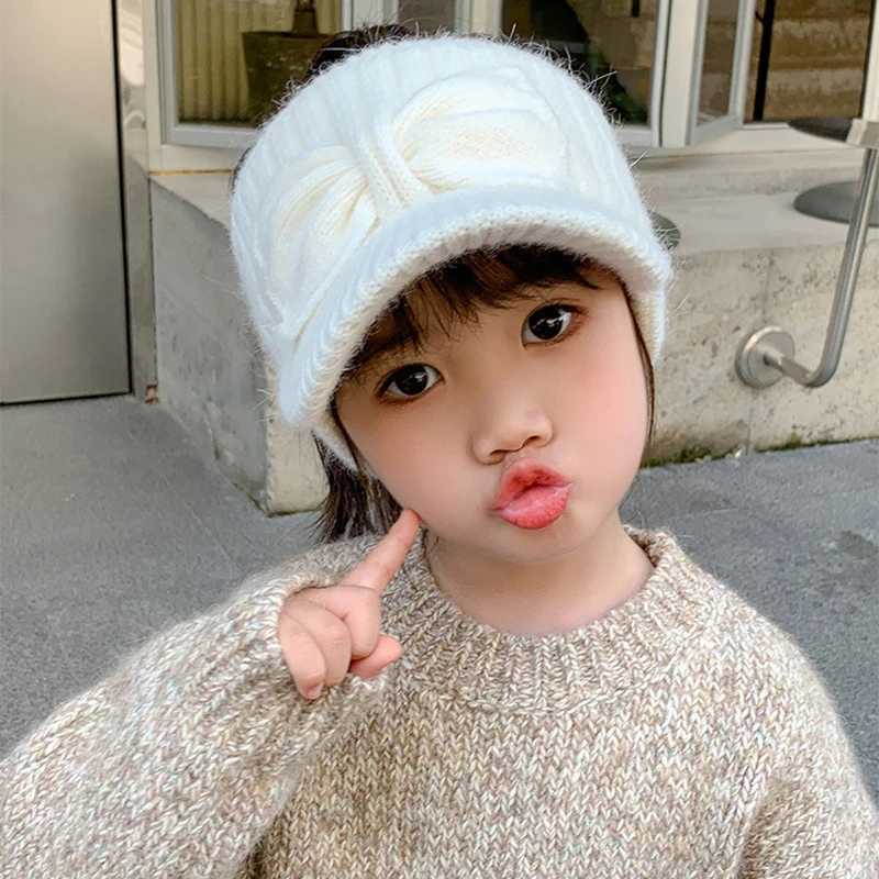 Empty Top Ear Protection Woolen Hat Baby Girl Bow Knitted Duckbill Hats 3-10year Kids Winter Warm Earmuffs Cap Children Beanies LX241018