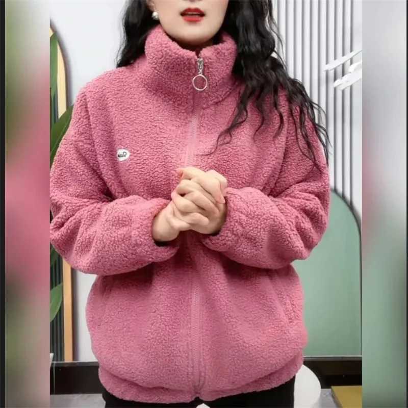 2024Winter New Coat Plus Velvet Padded Warm Jacket Womens Large Size Polar Fleece Outwear Loose Lambswool Coat Female Tide TopsX241018
