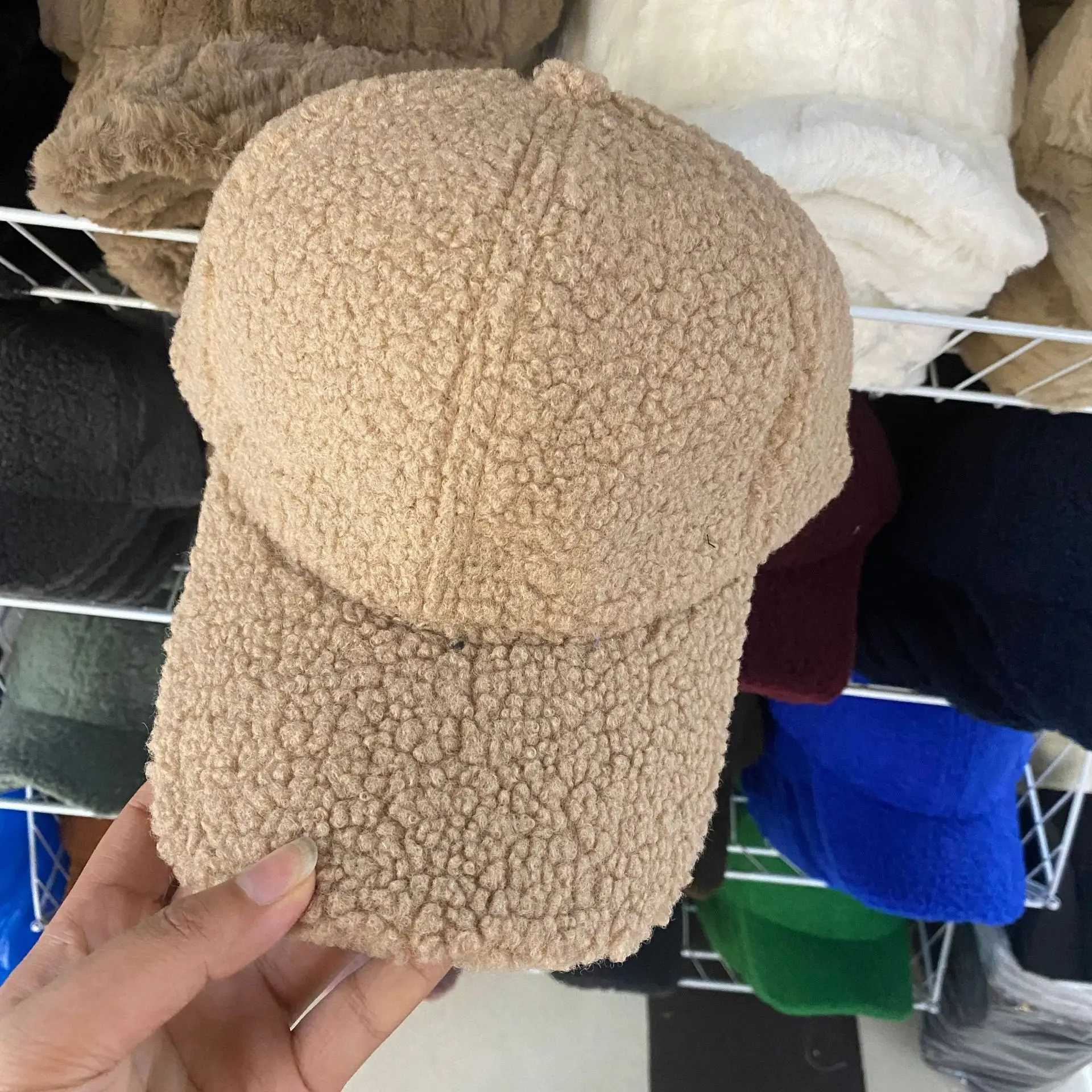 Artificial Lamb Wool Baseball Cap for Women Autumn Winter Warm Cap for Men Plush Baseball Cap Spring Baseball Hap Solid SunshadeX241018