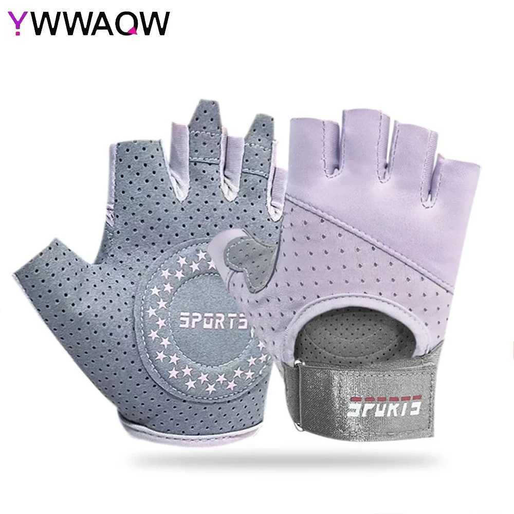 1 pair of breathable cycling gloves mens fitness gloves womens weightlifting finger gloves fitness training glovesW241018
