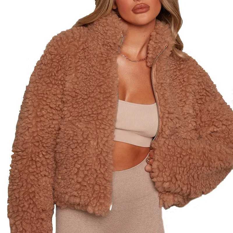 2023 Autumn and Winter Womens Clothing New Fashion Plush Cardigan Cropped Jacket Lamb Wool Coat Women Winter Jacket WomenX241018