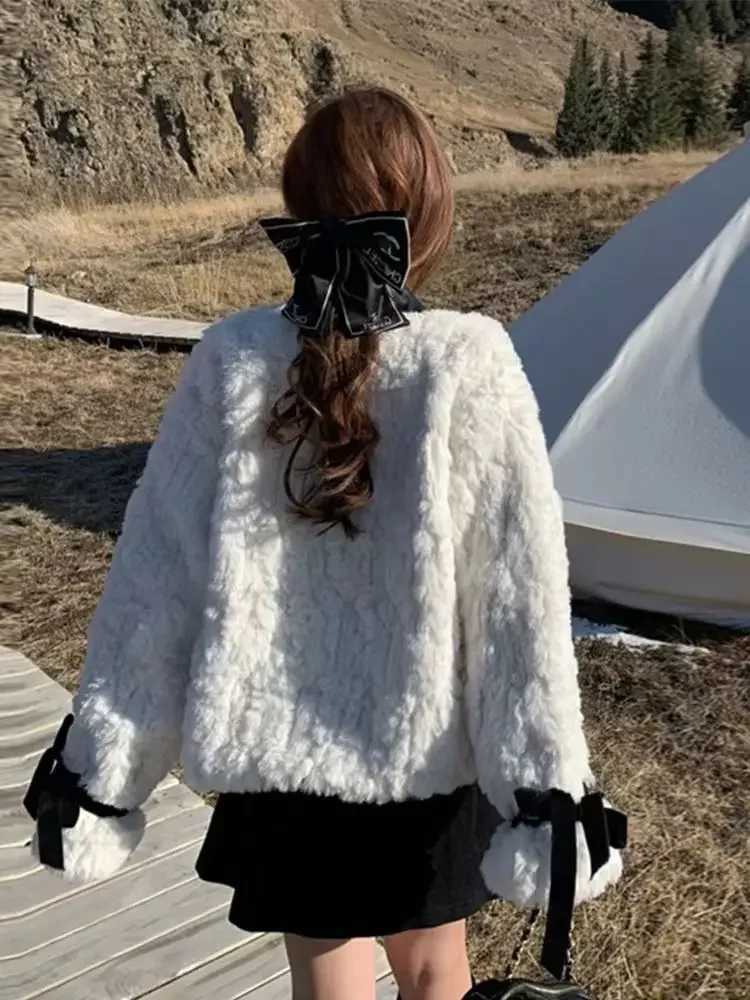 2024 Autumn and Winter Fashion New Womens Socialite Style Faux Fur Coat with Warm Collar and Short Fake Rabbit Fur JacketX241018
