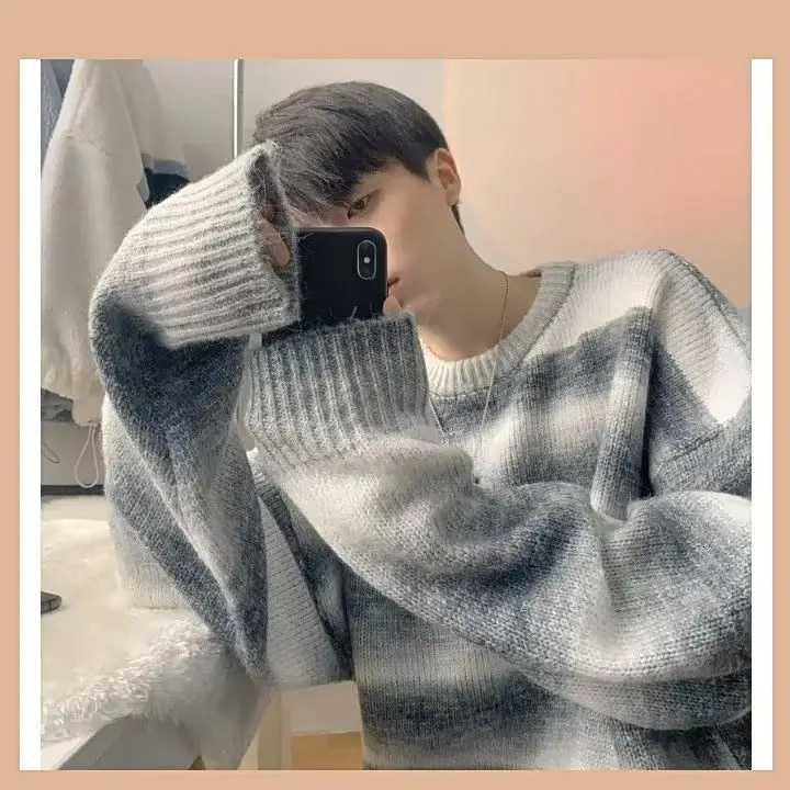 Gradient Sweater Mens Korean Version Trendy Loose and Lazy Style Line Jacket Cool Versatile Round Neck Knitted 241018