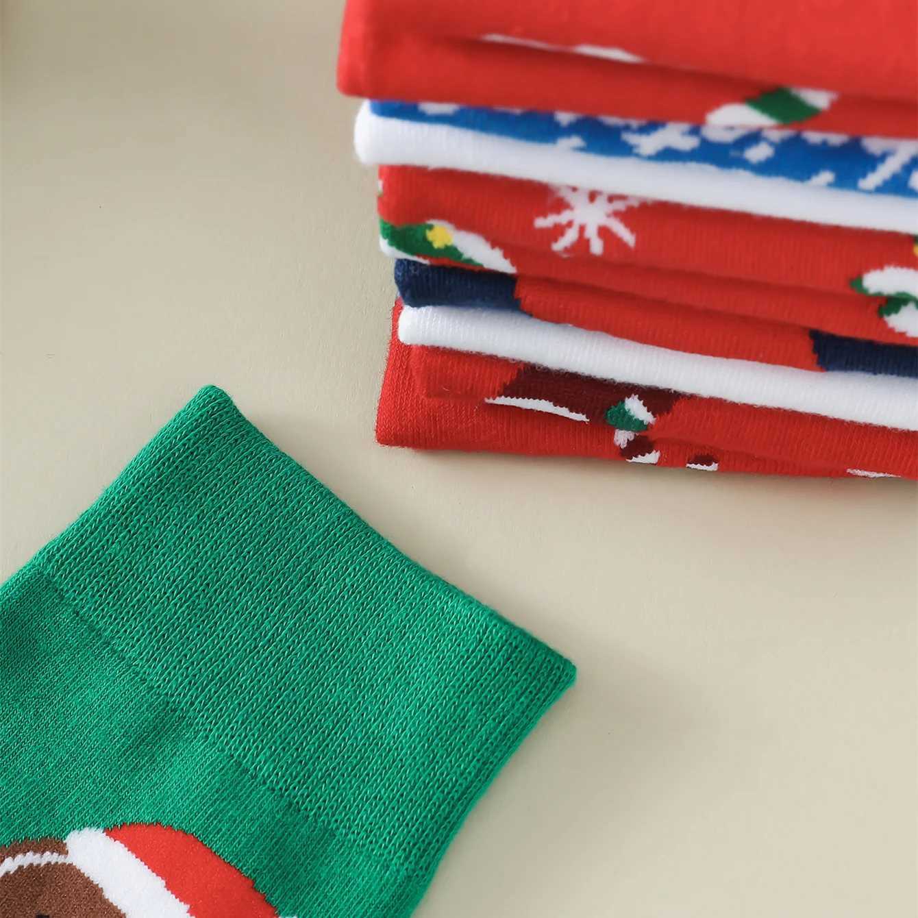 Men's Socks 6 Pairs Women Christmas Socks Cartoon Santa Claus Snowflake Xmas Tr Gifts Pattern Crew Funny Happy Socks New Year Y240830BQVH