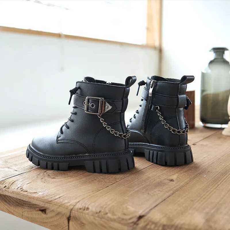 Boots Children New Boots Soft-soled Girls Boots Autumn and Winter Warm British Style Boys Leather Boots dent Metal Chain Hot H241018