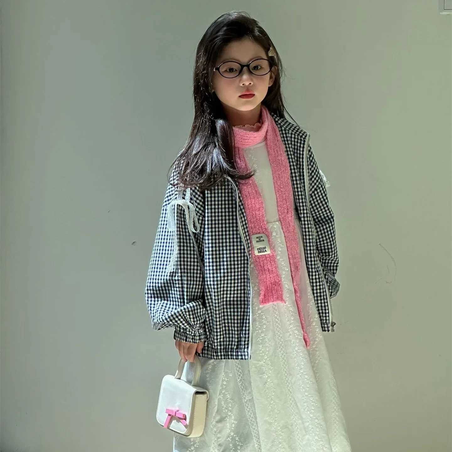 Korean childrens clothing girl plaid jacket autumn new childrens lace bow top M241018