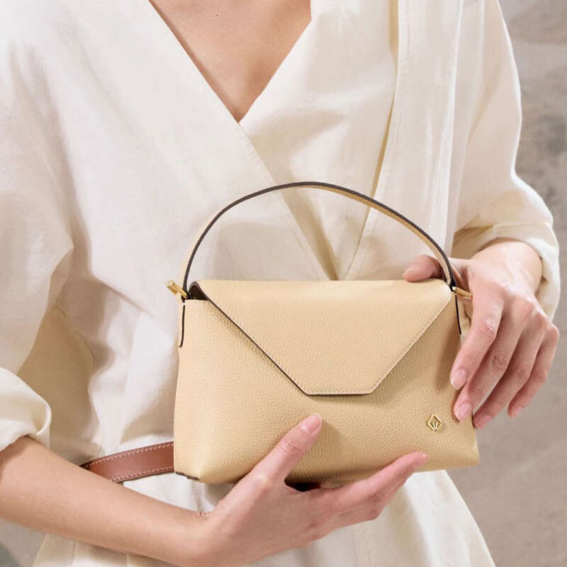 2024 Designer New Styles Messenger Genuine Leather Shoulder Women's Envelope Bag Fashion Small Size Women Handbag