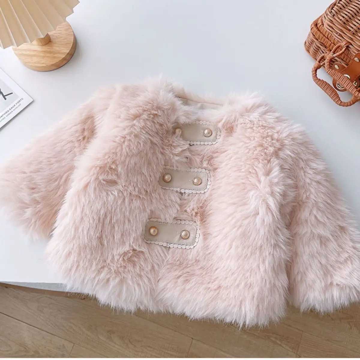 Winter womens coat new Korean cotton pad O-neck lavender jewelry double-layer solid color pin M241018