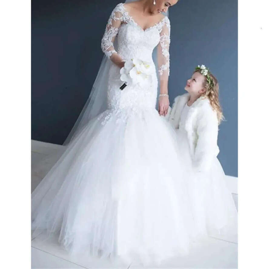 Quality Dubai Dress Custom Mermaid Wedding High Made V Necke Lace Applique Long Sleeves Bridal Gowns With Tiered Tulle Sweep Train