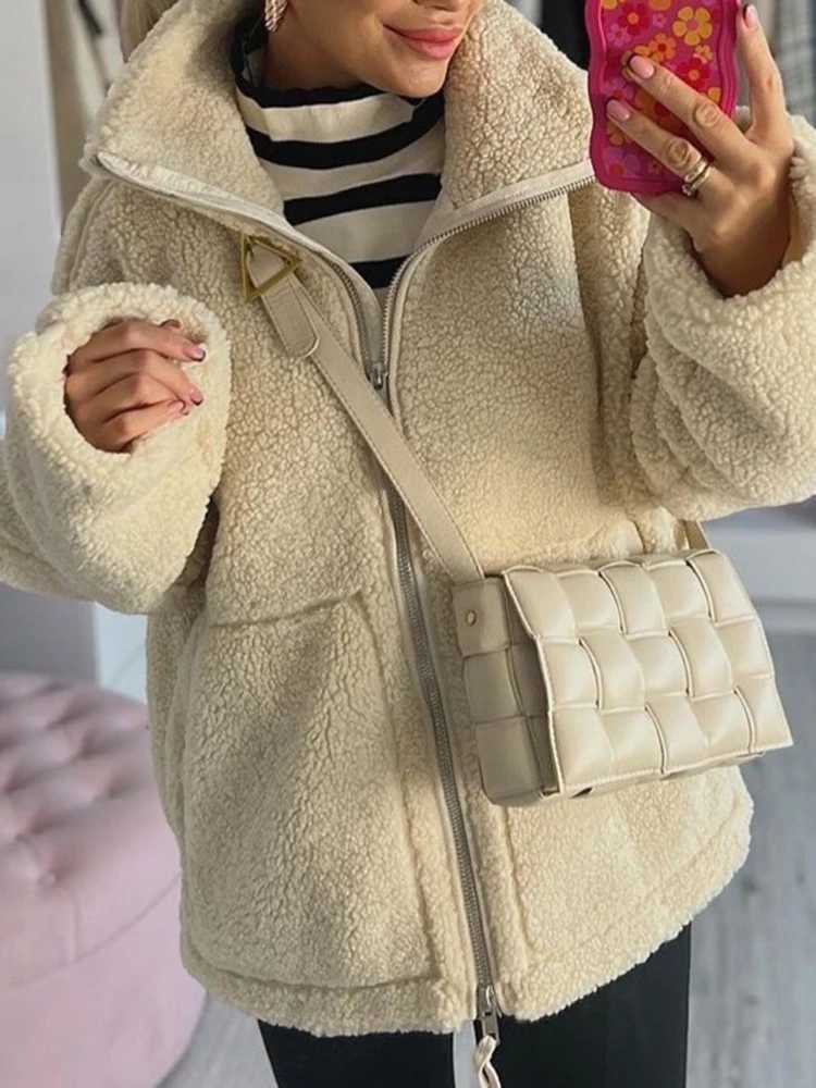 BZVW Lamb Wool Turtleneck Woolen Coat For Women Zipper Pockets Solid Color Minimalism Casual Coats 2024 Autumn New 25A9109X241018