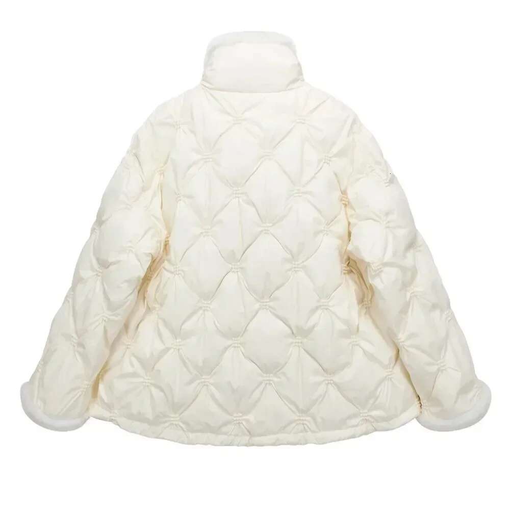2024 New Fashion Casual Winter Puffer Jacket White Duck Women Warm Feamle Stand Collar Embroidery Down Mink Fur Coat