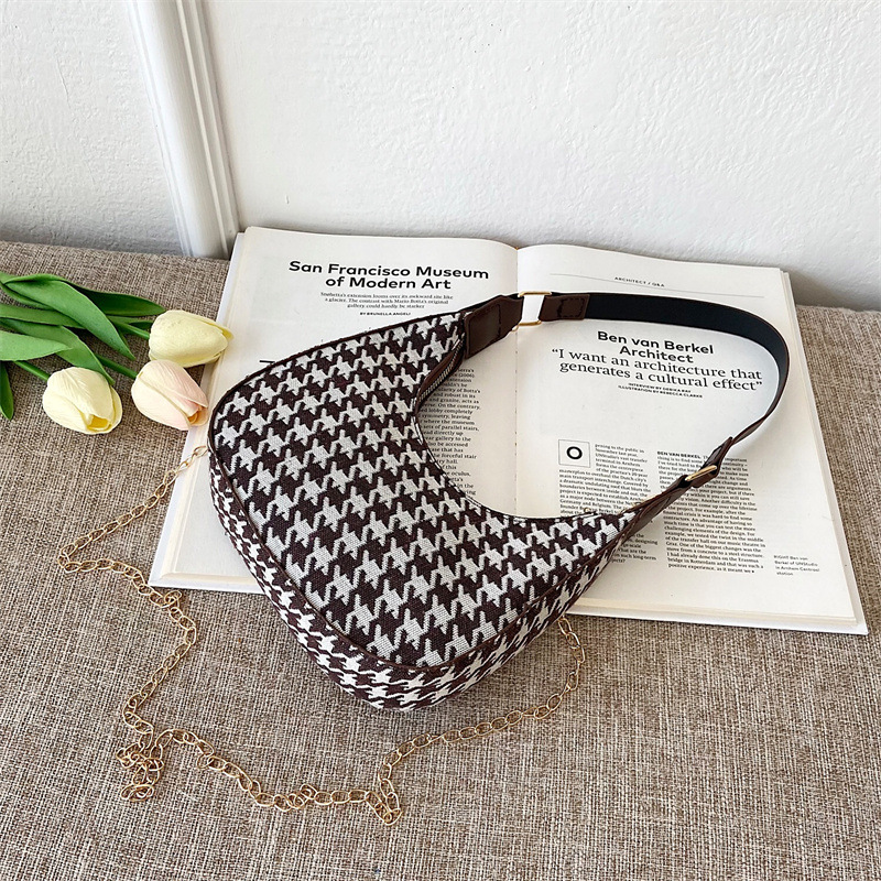 Fashion Women Fashion Bag Vintage Checkerboard Baguette Armpit Crescent Bag