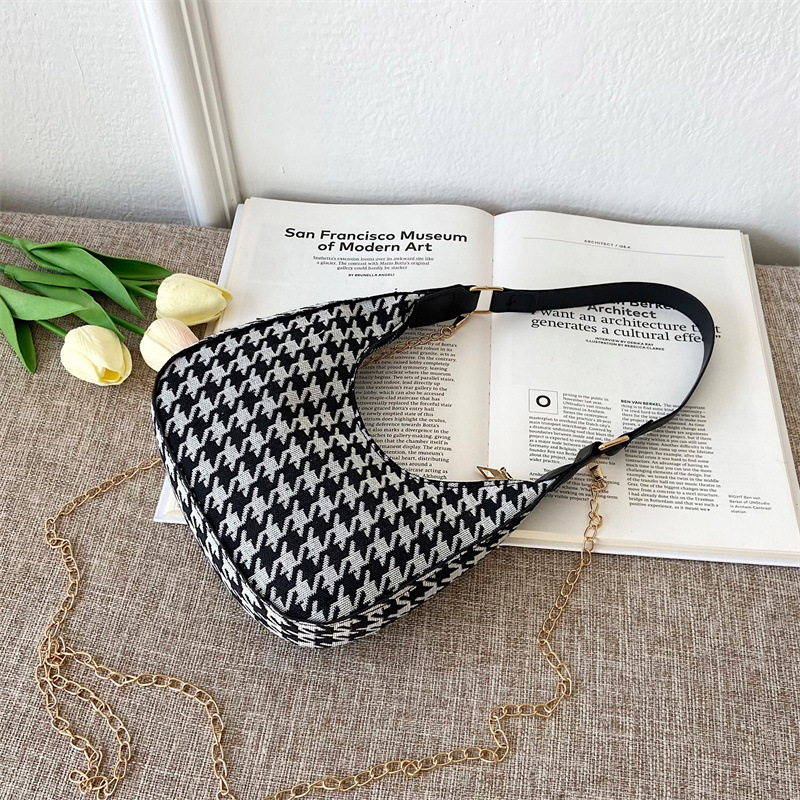 Fashion Women Fashion Bag Vintage Checkerboard Baguette Armpit Crescent Bag