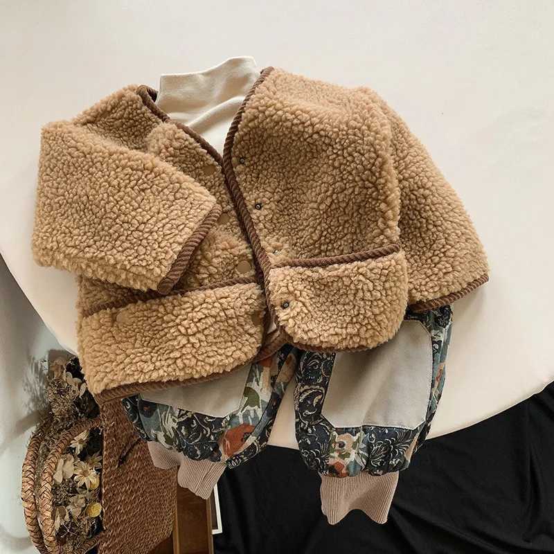 Winter new childrens long sleeved plush coat girls warm open collar wool pure cotton baby boys thick casual jacket childrens clothing M241018