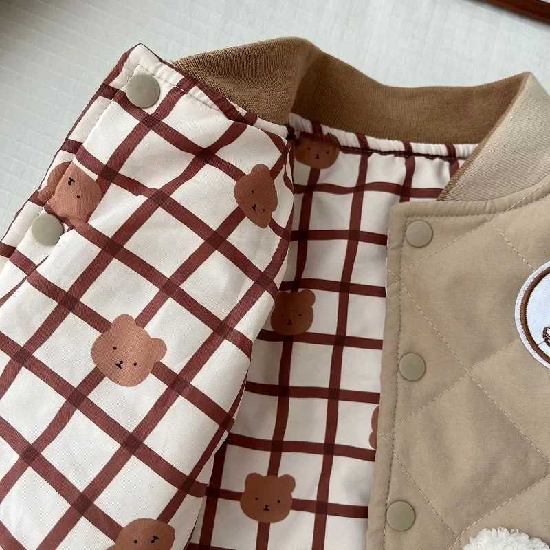 New Winter Childrens Boys Coat 0-6 Years Old Long Sleeve Single Chest Double sided Wearing Cartoon Bear Warm Jacket Coat M241018
