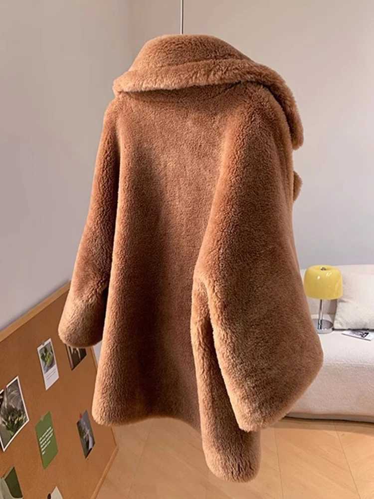 LANMREM Short Lamb Wool Coat For Women Lapel Collar Loose Sleeves Solid Color Female Luxury Warm Clothing 2024 Winter 2DA8020X241018