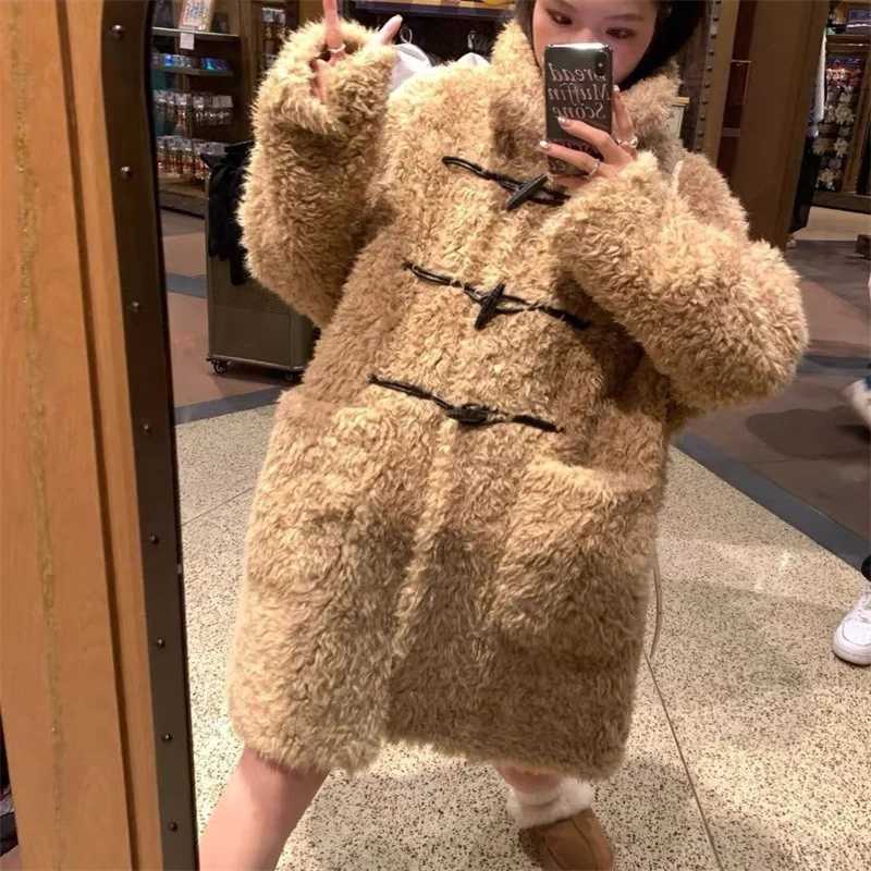 HEYGIRL Black Brother Teddy Pupu Chao Leather Loop Cow Horn Buckle Warm Loose Imitation Lamb Wool Coat for Women Cardigan JacketX241018