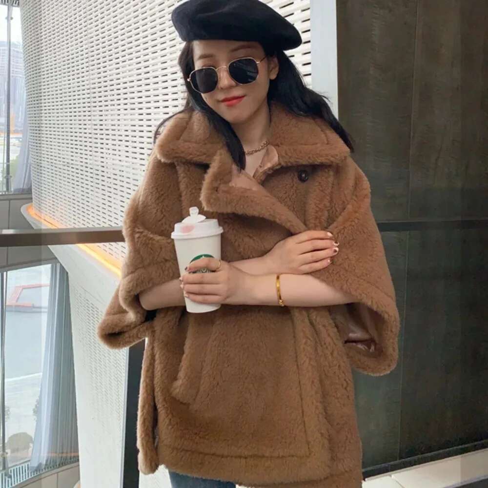 New Sheep Jacket 2024 Winter Real Fur Coat Women Fashion Teddy Lady Streetwear Wool Cloak Thick Warm Overcoat