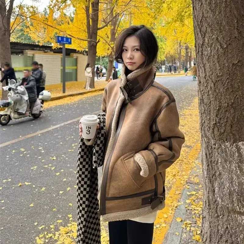 Leather and Lamb Wool Jacket for Women 2024 New Winter Suede Motorcycle Jacket Cotton Jacket for Both men and Women Commuting WFX241018