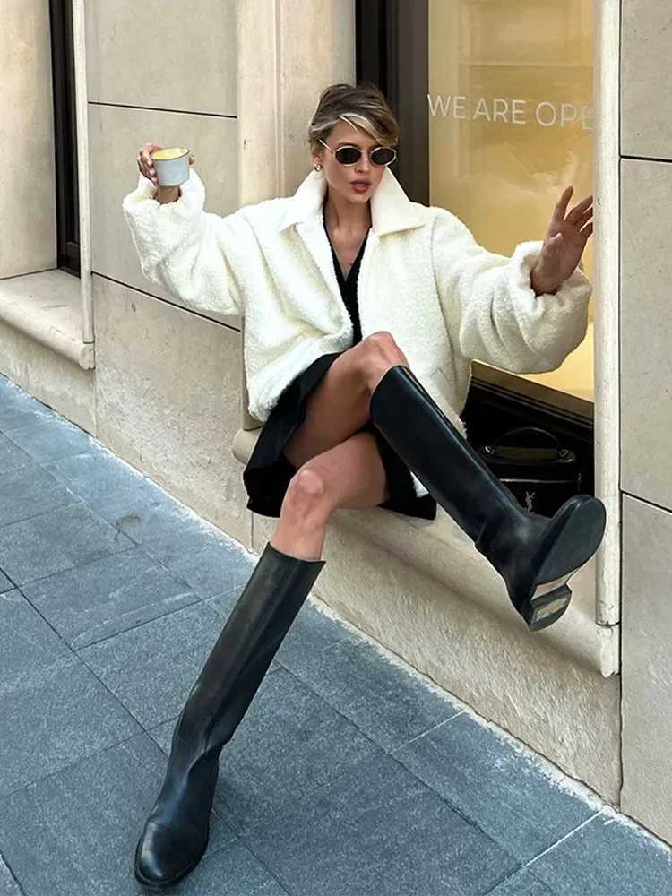 Women Fashion Lamb Wool Furly Teddy Jacket Casual Oversize Long Sleeves Buttons Pocket Coat 2024 Autumn Lady Commute OutwearX241018
