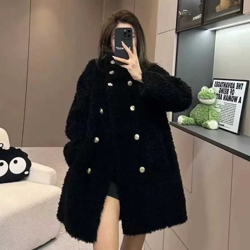 Black Lamb Wool Coat 2024 Autumn/Winter New Popular Maillard Small Fragrance Style High Grade Fashion Mid length Top WLFX241018