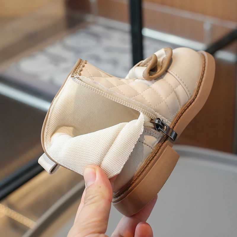 Boots Autumn and winter baby snow boots with soft soles anti slip childrens outdoor ankle shoes windproof childrens bow princess shoes H241018