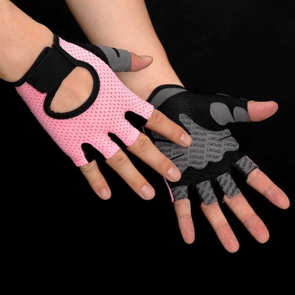 Non slip half finger sports gloves with full palm protection suitable for weightlifting bicycles unisex outdoor sports glovesW241018