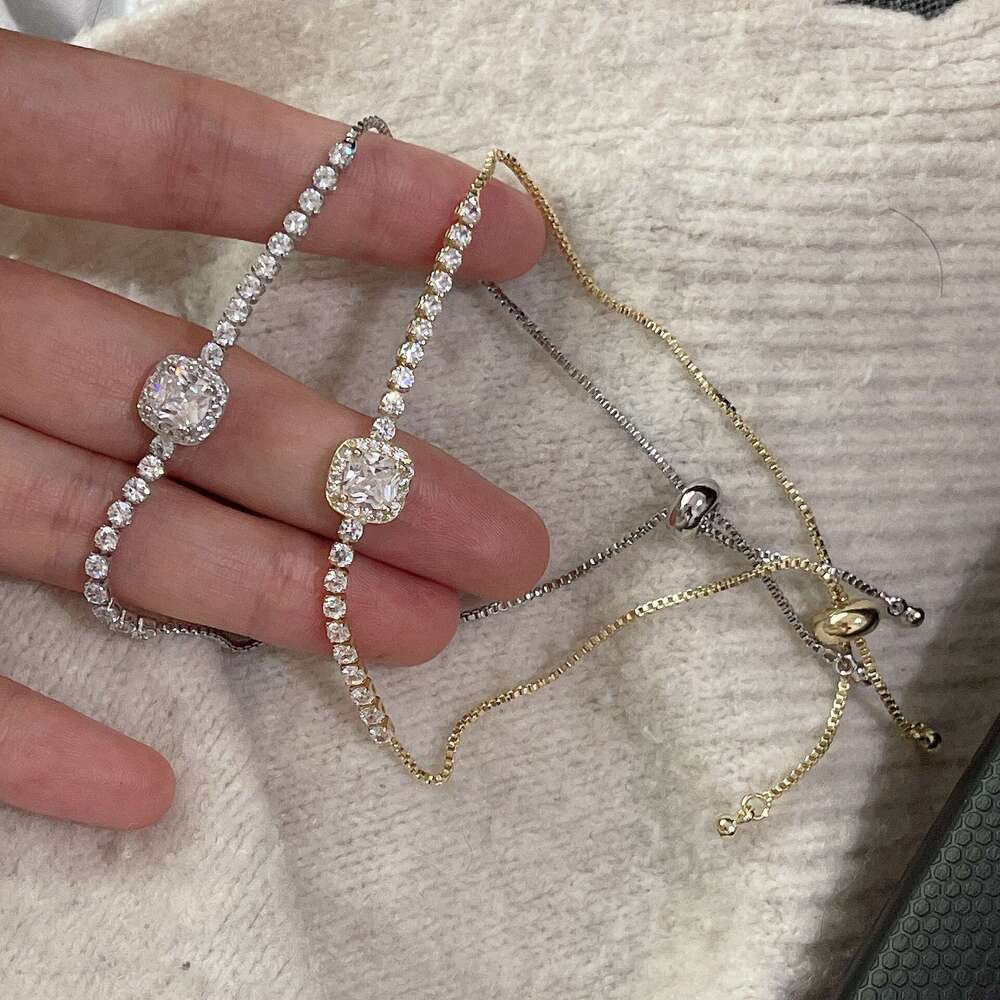 Diamond design bracelet Gold and Sier Small Square Zircon Bracelet Versatile Pulg Gentle Wind Style Adjustable size