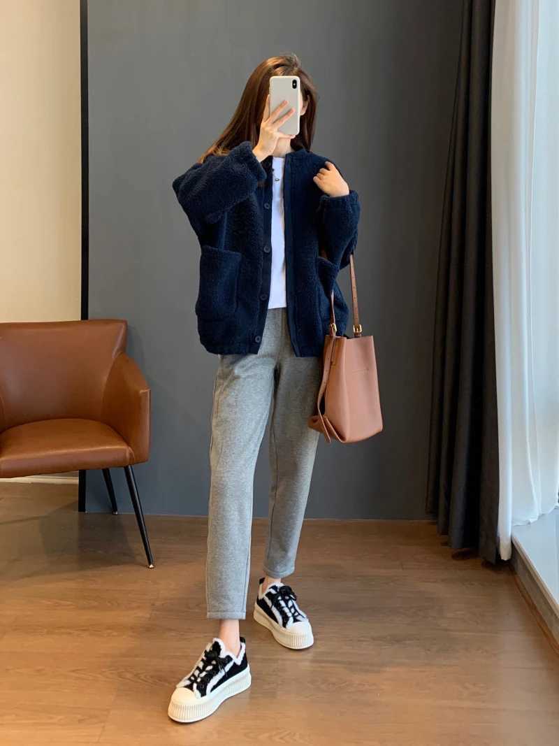 2024 New Casual Lamb Wool Jacket For Women Autumn Winter Solid Fleece Baseball Coat Simple Long Sleeved Cardigan Velvet OvercoatX241018