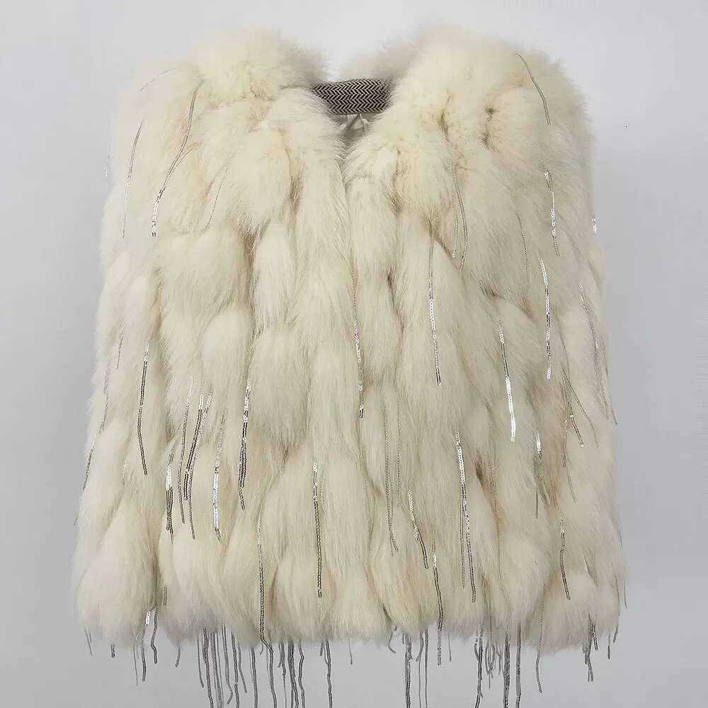 Warm Women Coats Fashion Winter Natural Coat Thick Hot Sales New Real Fox Fur Jackets Tassels