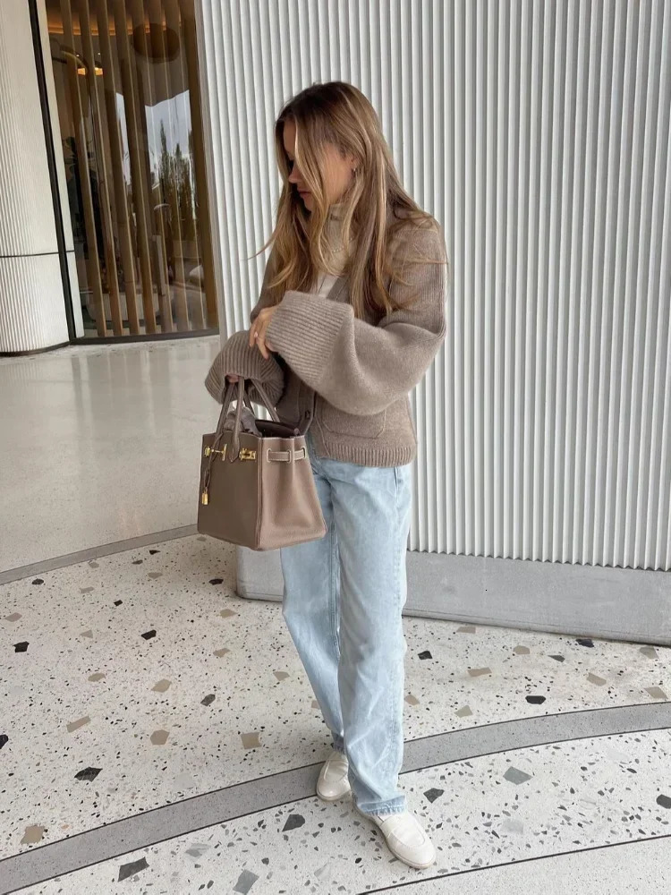 Elegant Marron V-neck knitted cardigan with pockets casual single chest long sleeved knitted womens autumn commuting sweater 241018