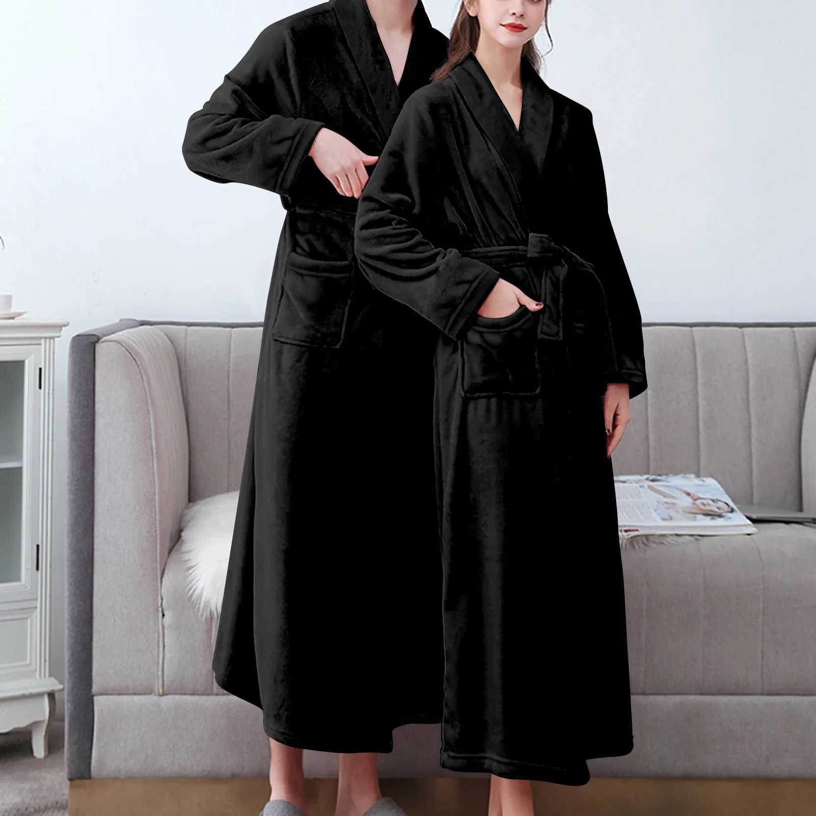 Cozy Bathrobe Luxurious Mens Hooded Bathrobe with Adjustable Belt Ultra Soft Absorbent Male Robe with Pockets Plush Solid ColorXJ241018