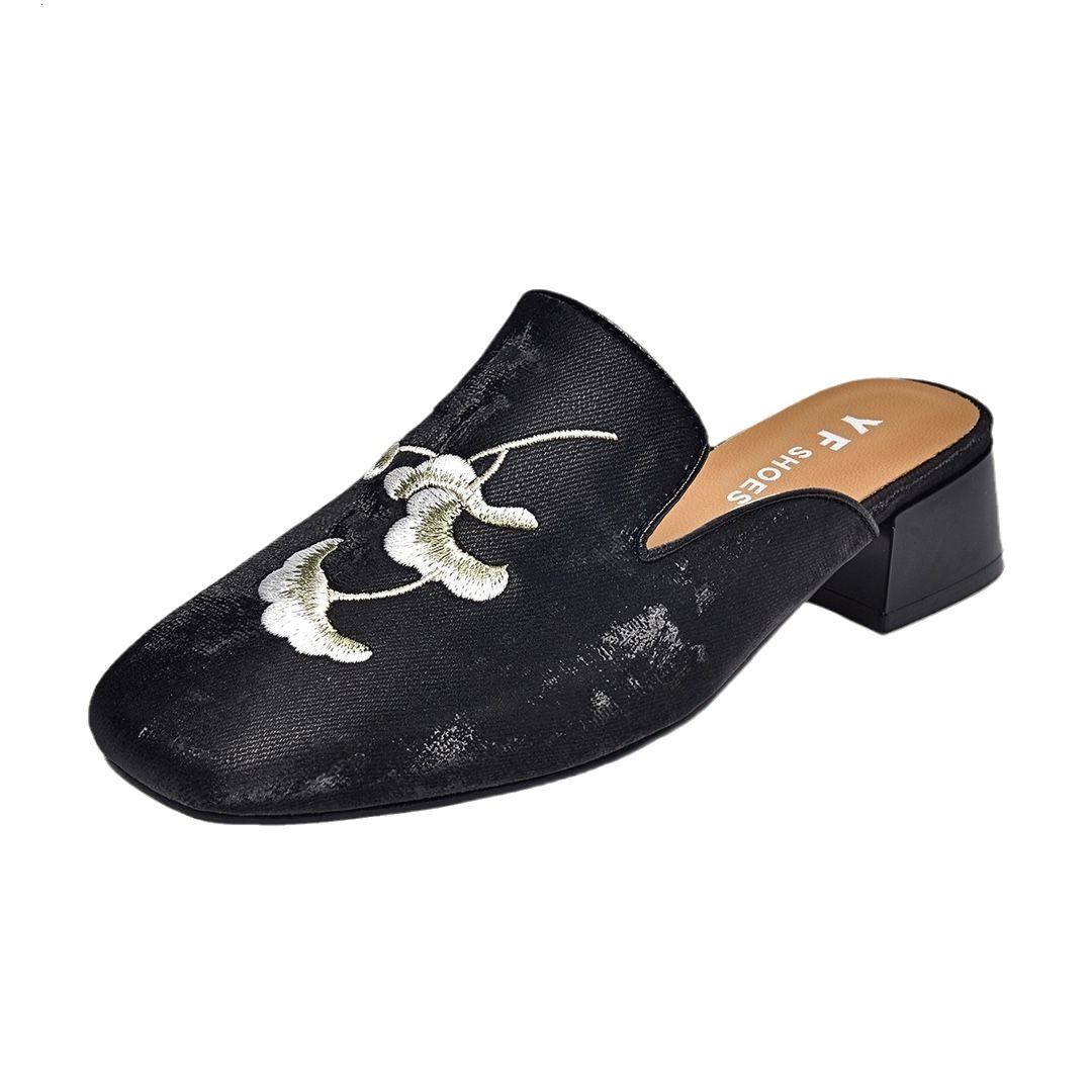 New Chinese Style Embroidered Muller Slippers Women S Outerwear New Flat Bottomed And Versatile Toe Sandals For Summer Ddmythur