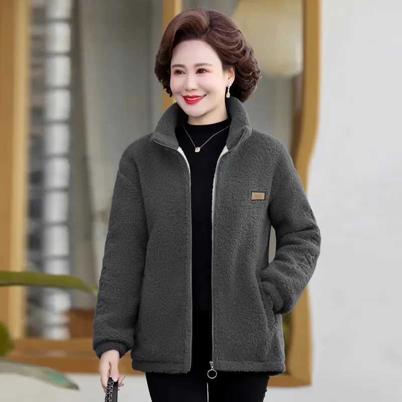 Lamb Wool Coat Women Winter New Parkas Mothers Cotton-Padded Coats Polar Fleece Jacket Middle-Aged Elderly Female Outerwear TopX241018