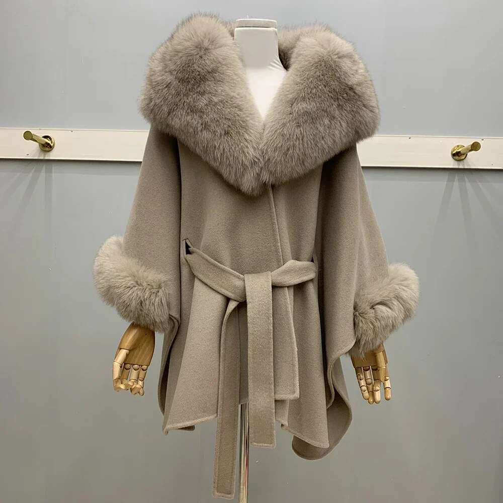 Fashion 2024 Autumn Winter Jacket Warm New Fox Fur Large Turn-Down Collar Women Loose Version Wool Woolen Coat