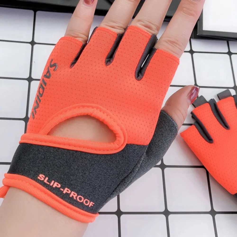 1. Fitn sports gloves with both hands high elasticity anti slip dumbbell breathable glovesW241018