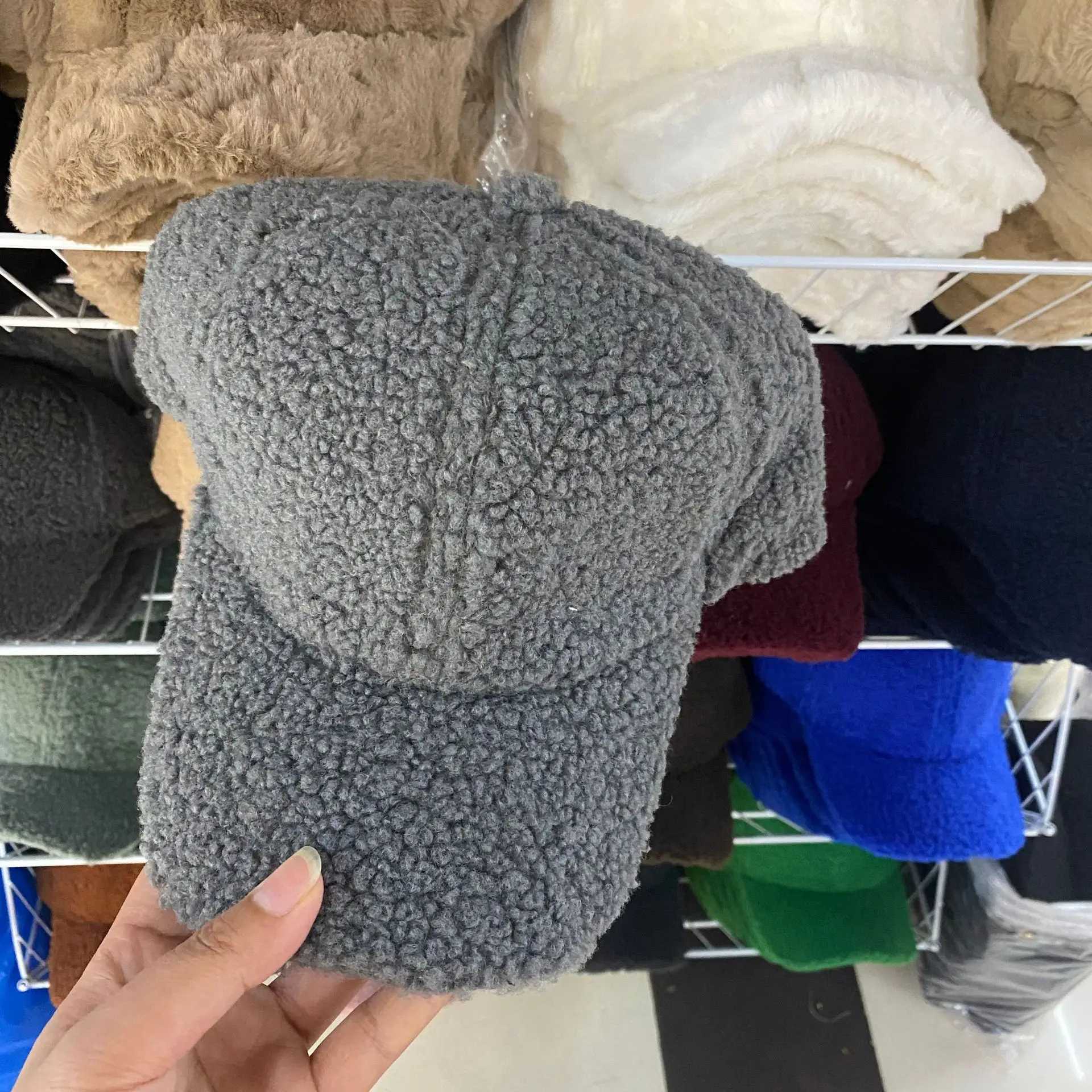 Artificial Lamb Wool Baseball Cap for Women Autumn Winter Warm Cap for Men Plush Baseball Cap Spring Baseball Hap Solid SunshadeX241018