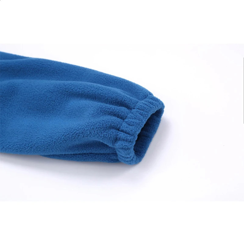 Soft Polar Fleece Jacket with Pockets Lightweight Outdoor Recreation Full Zip Coat 241017