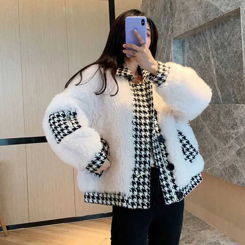 2023 autumn/winter new Korean version of loose lamb wool plaid splicing imitation fur jacketX241018