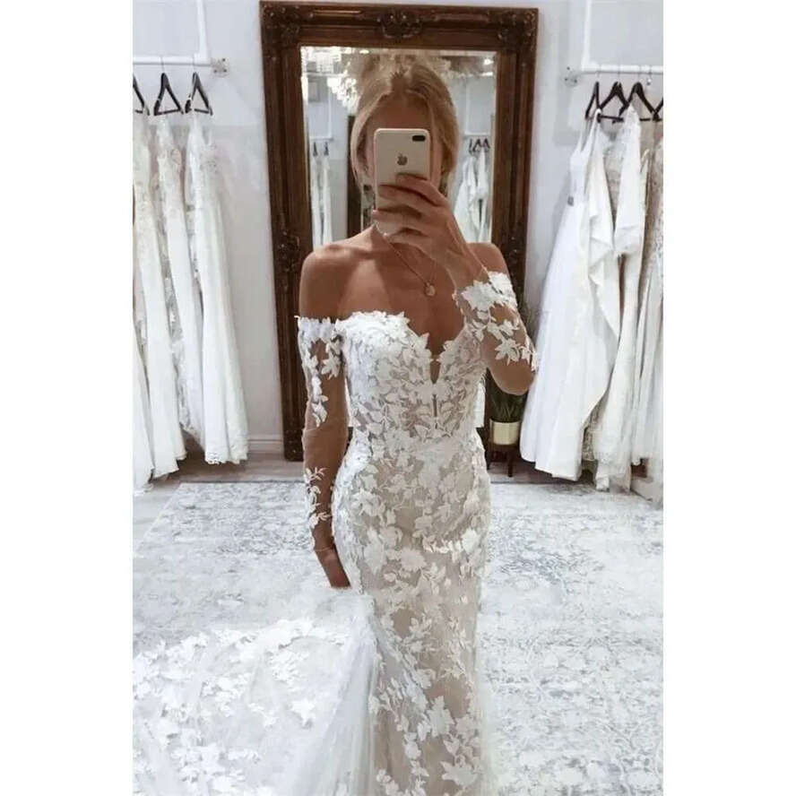 Mermaid New Stunning Dresses Wedding Sexy Backless Off Shoulder Long Sleeves D Lace Appliques Bridal Gowns With Button Covered Back Custom Made Bc