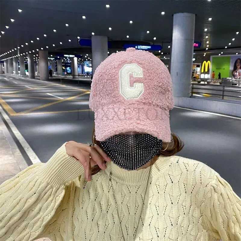 Fashion Letter R Printed Baseball Cap Autumn and Winter Hood Adjustable Faux Fur Hat Outdoor Warm Peak Sun Hat Solid LUXXETONX241018