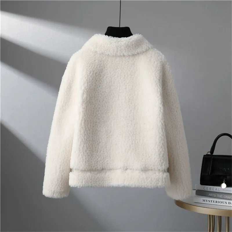 Winter Short Lambswool Coat Women 2023 New Fashion Granular Shearling Jacket Turndown Collar Pocket Zipper Outerwear FemaleX241018