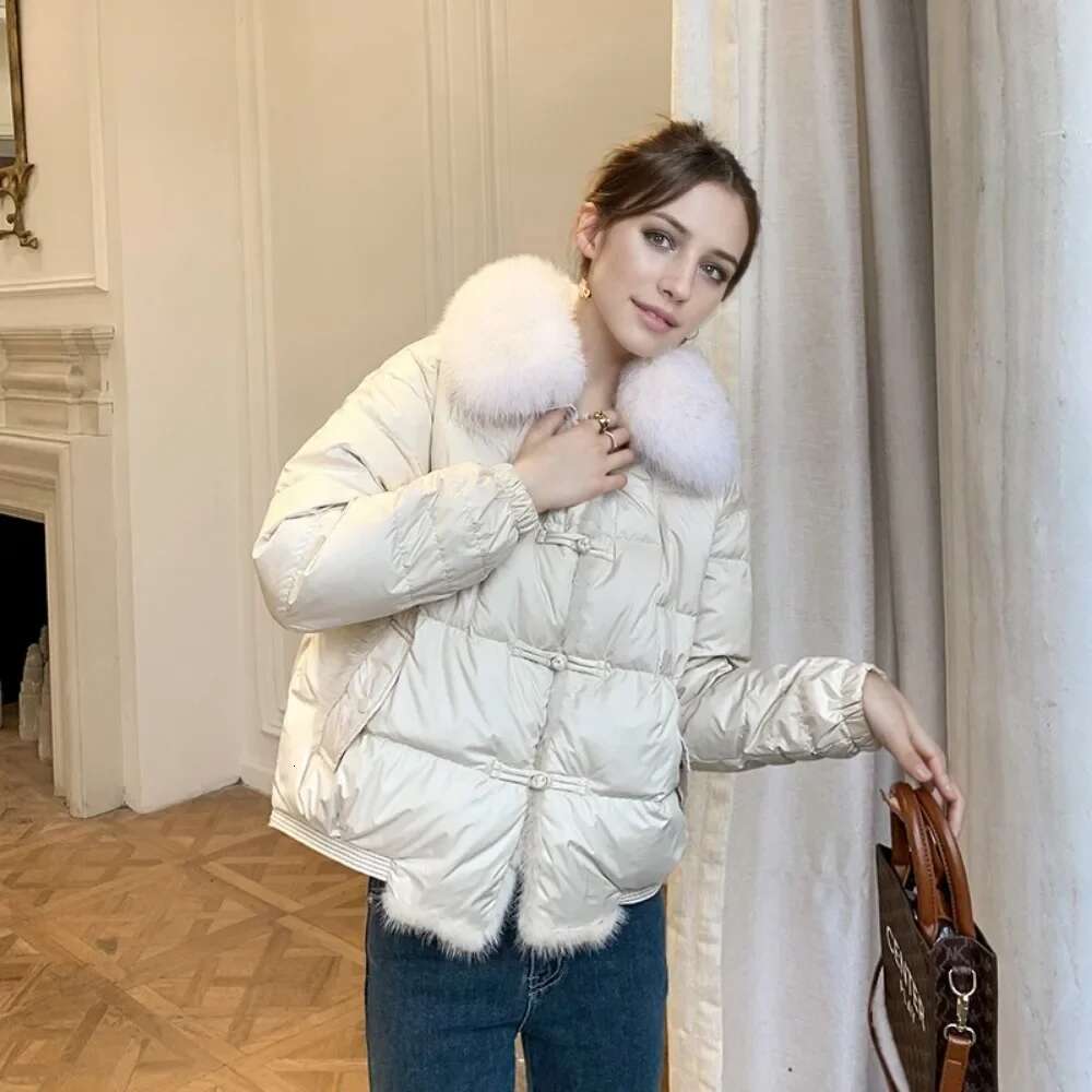 Short Warm Puffer Coat Female Vintage Real Fox Fur Loose White Duck Down Jacket Ladies Winter Women Parka Outerwear