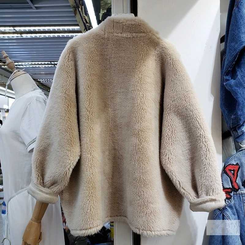 Style Korean Lamb Wool Jackets Womens Fashion Spliced Loose V-Neck Pockets Thicken Open Stitch Plush Office Lady Warm CoatX241018