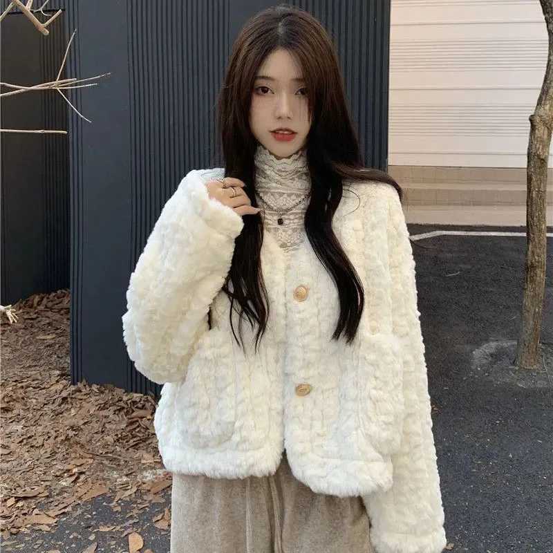 Zoki Women Lamb Wool Jackets Autumn Winter Thick Warm Faux Fur Button Outerwear Korean Loose Elegant V Neck Furry Short CoatX241018