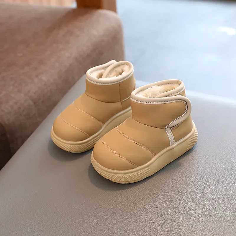 Boots Childrens plush snow boots with thick soles and anti slip boys cotton shoes fashionable solid warm childrens boots girls casual short boots Bota